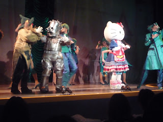 my-life-in-japan-sanrio-puroland-fun-with-hello-kitty-and-the-gang