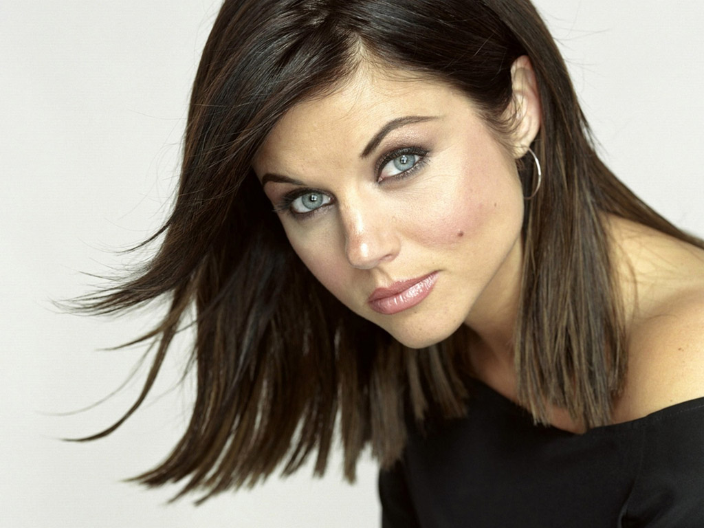 Hollywood All Stars Tiffani Thiessen Bio Profile And Pictures In 2012