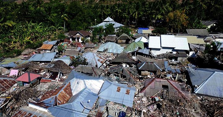 Deta Amalia Teks Eksplanasi Gempa Bumi di Lombok Deta Amalia Teks Eksplanasi Gempa Bumi di Lombok