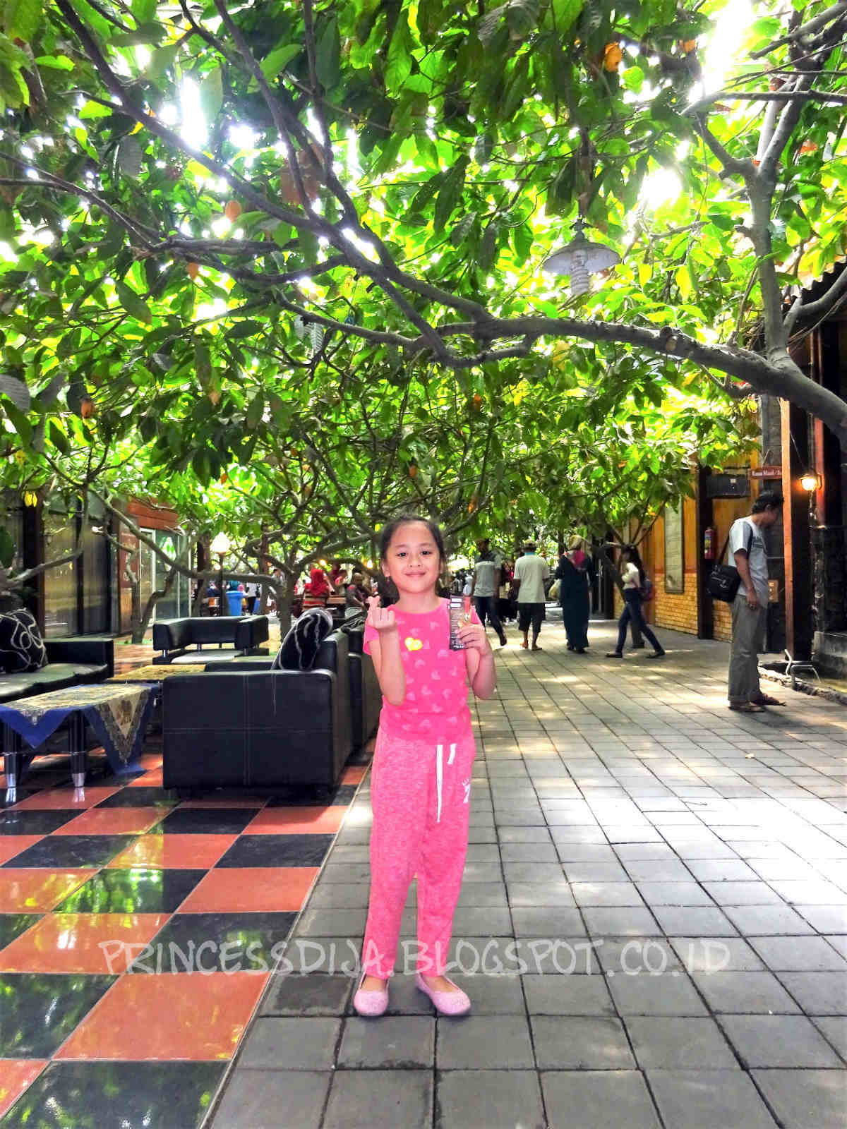 33+ Tempat Wisata Kampung Kampung Coklat Blitar PNG