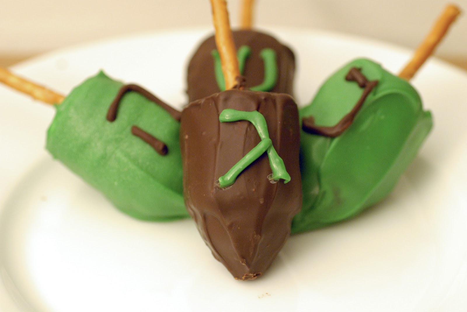 marshmallow dreidel spin, dance, and turn