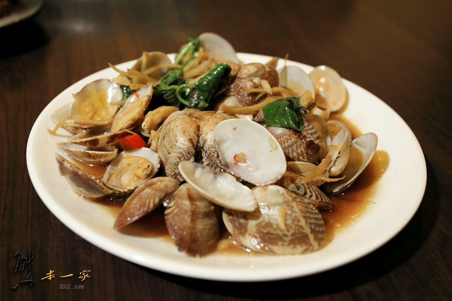 鱻客棧熱炒|包廂KTV歡唱聚會好所在|非凡大探索美食推薦報導