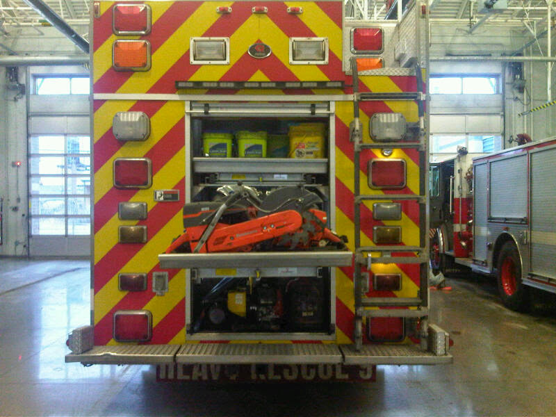 Cincinnati Heavy Rescue 9 Street Smart Firefighter: Cincinnati Heavy Rescue 9 Compartments