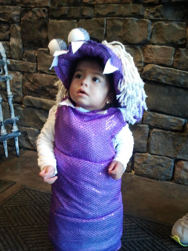Our Life As The Hodges : How To Make A Monsters Inc Boo Costume :)