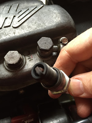 Heinkel Plug Check- Pallas Carb Heinkel Cars and Cabin Scooters