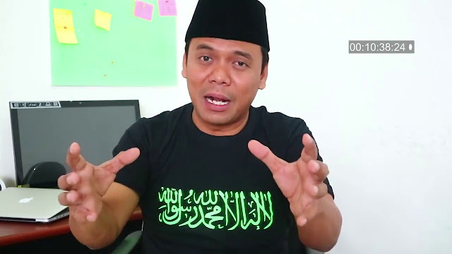 Tanggapan Keras Gus Nur Untuk Yang Tuduh Isu Rohingya Digoreng Untuk Serang Pemerintah, Kalau Belum Bisa Jihad dengan Jabatanmu, Mininal Tutup Mulutmu Tanggapan Keras Gus Nur Untuk Yang Tuduh Isu Rohingya Digoreng Untuk Serang Pemerintah, Kalau Belum Bisa Jihad dengan Jabatanmu, Mininal Tutup Mulutmu