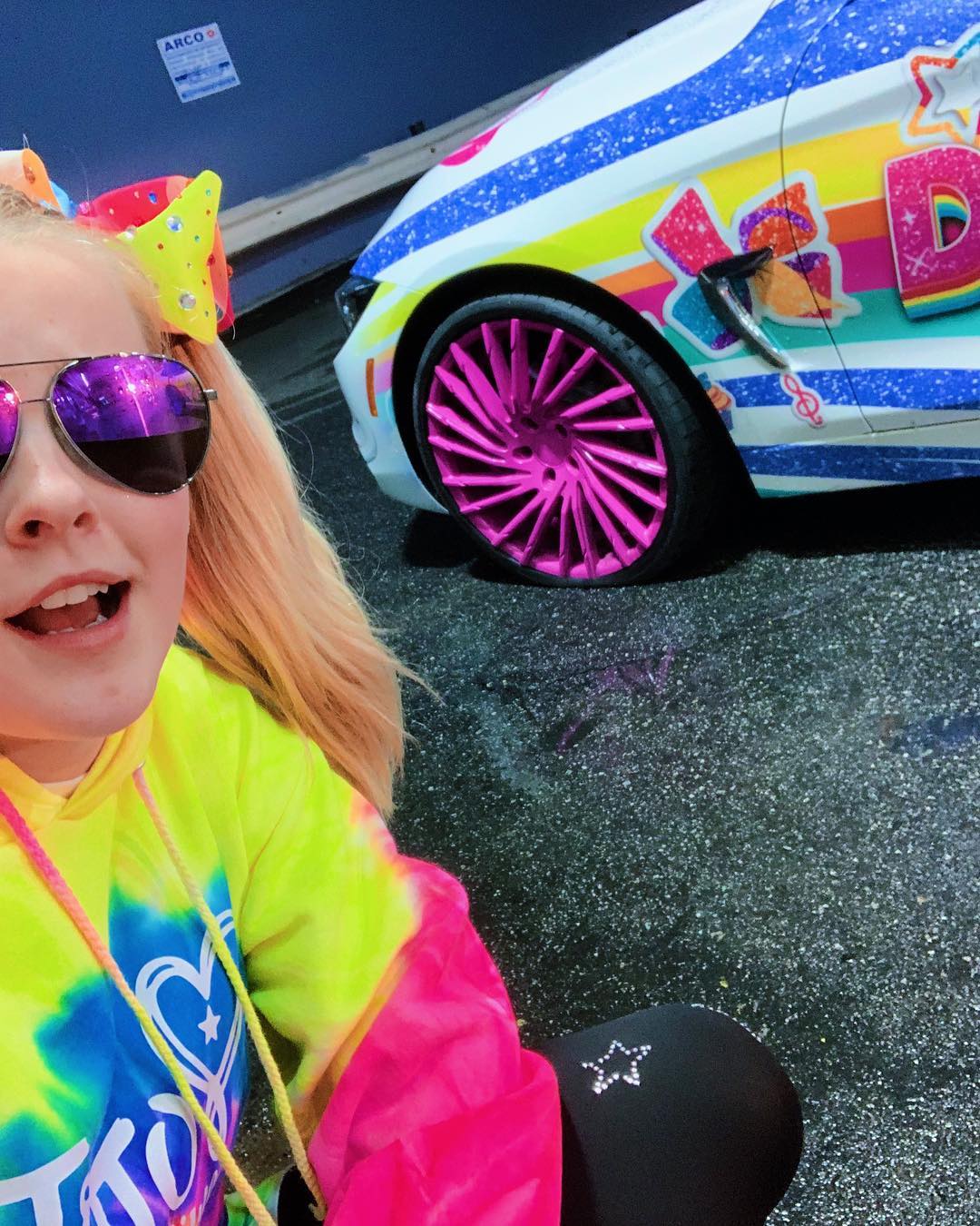 Jojo Siwa Car
