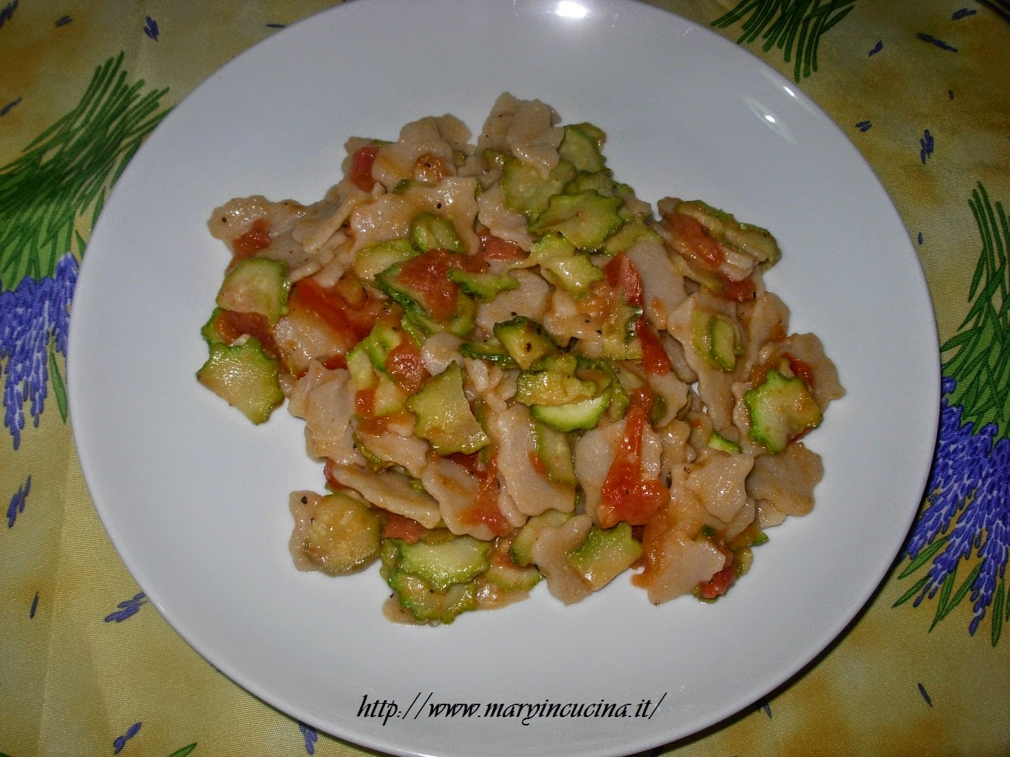 maltagliati di riso con zucchine alla pizzaiola