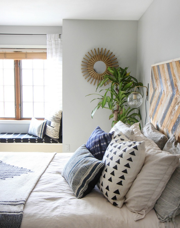 Antes y después de un dormitorio con aire colonial