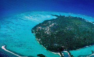 pulau-tak-berpenghuni-karimunjawa paket-wisata-karimunjawa