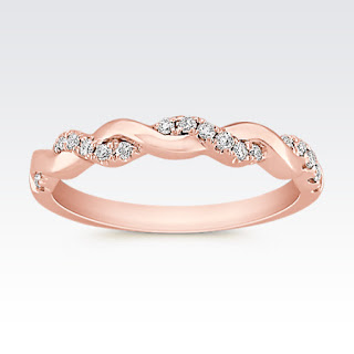 rose gold wedding ring