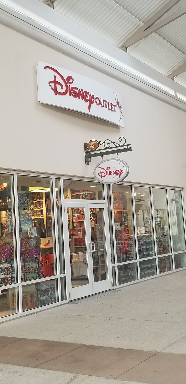 Disney Store and Family Updates