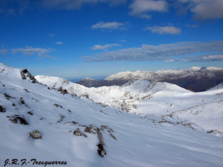 Aramo en la subida a Peña Saleras Aramo en la subida a Peña Saleras