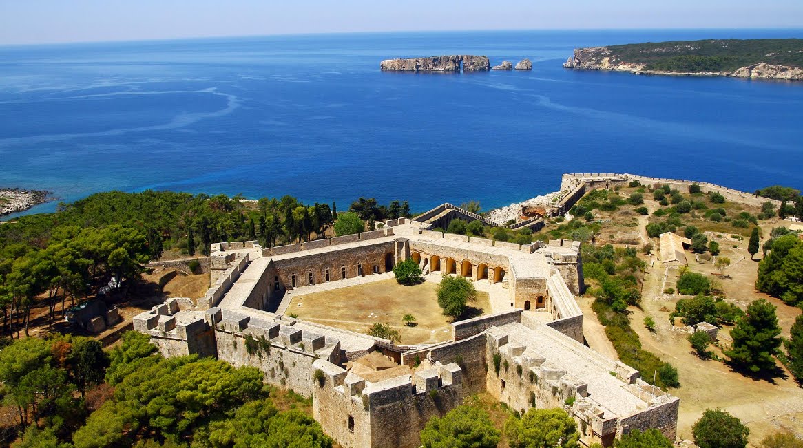 Vacanze d’autunno in Grecia: Pilo, Messenia. Vacanze d’autunno in Grecia: Pilo, Messenia.