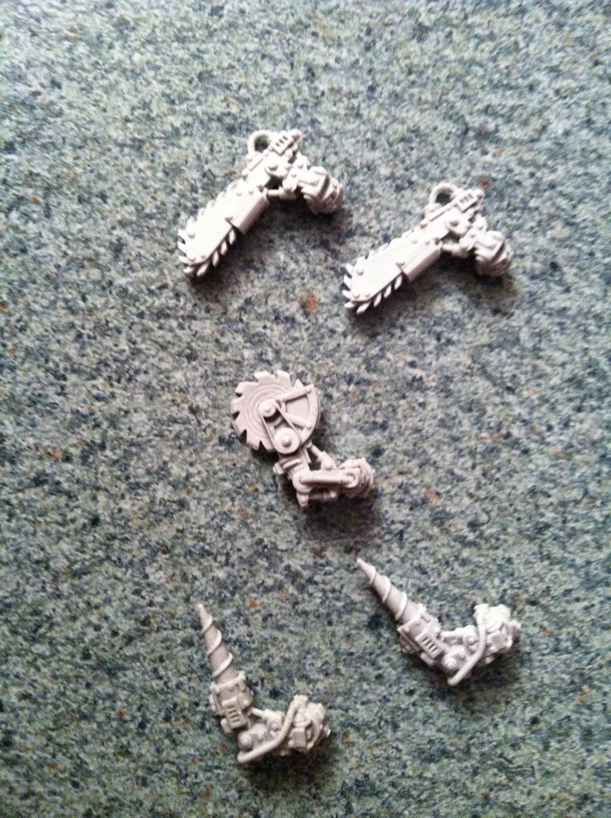 Dark Future Games Kromlech Bionic bits for Iron Hands and Iron Warriors