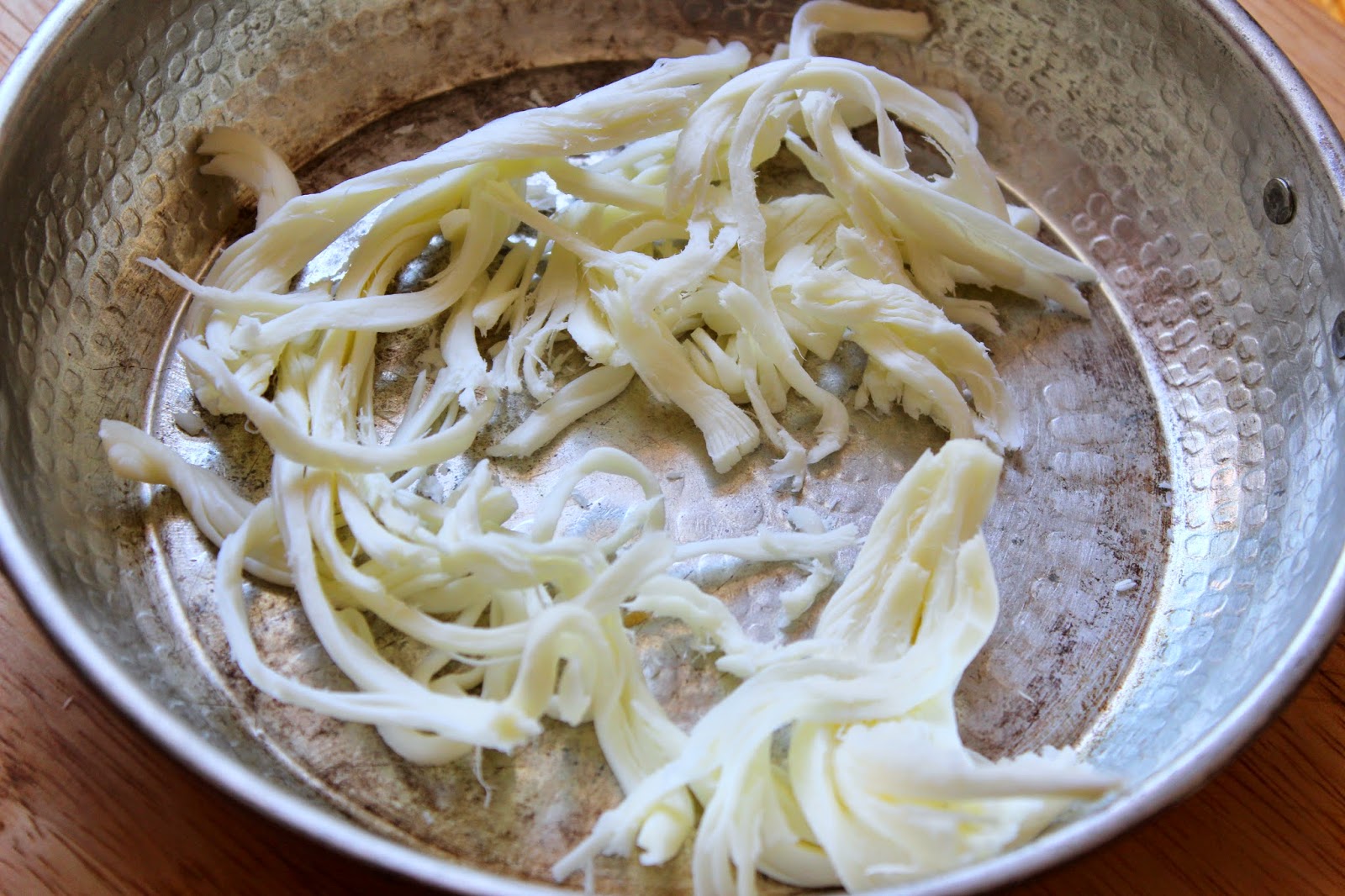 Nesrin&amp;#39;s Küche: Örgü Peynirli Yumurta / Gebratene Eier mit türkischer ...