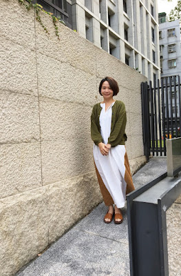 老幫手實穿最美的夜 短袖拼接長洋裝浮光白