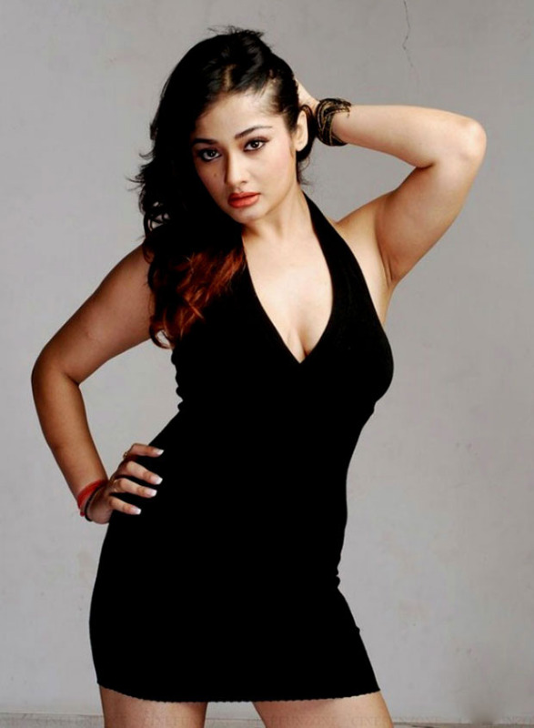 Latest Actress And Actor Pictures Kiran Rathod Latest Hot And Sexy And
