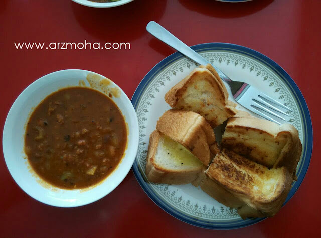 roti bakar kacang phool cheese, penang, kompleks penjaja desiran tanjung, makanan menarik di pulau pinang, menu srapan pagi,