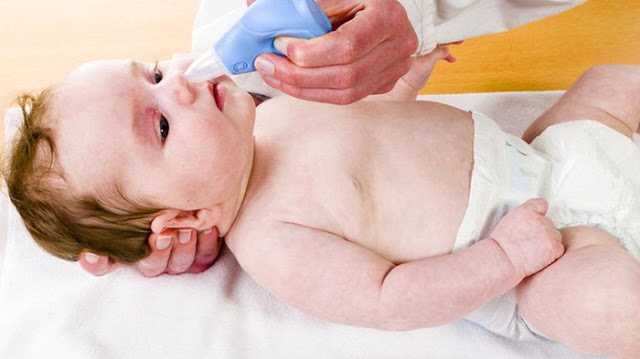 Cách chữa trị không cần thuốc ngay tại nhà khi trẻ sơ sinh bị sổ mũi Cách chữa trị không cần thuốc ngay tại nhà khi trẻ sơ sinh bị sổ mũi