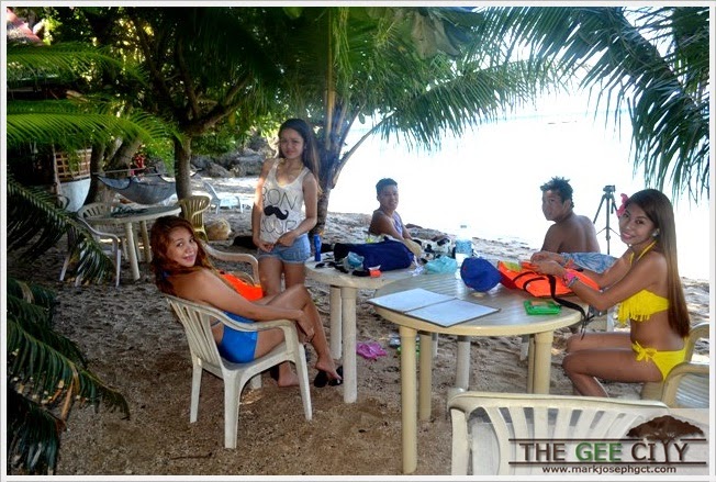 Lorie Mae Gesite, Earl Greggi Labanon, Lory Anne Gesite, Nico Matutinao and Ivane Gesite in Kookoo's nest