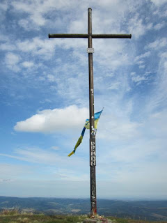 крест на горе парашка