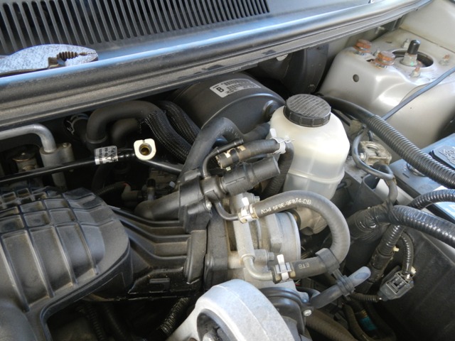 Making Things Work: Changing spark plugs on our 2005 Ford Freestyle