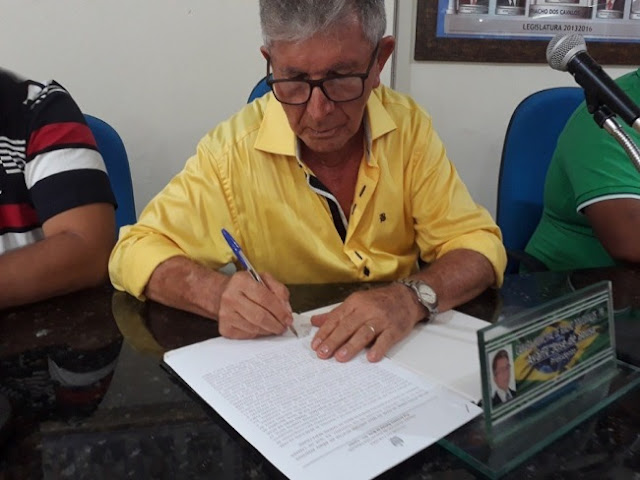Avany de Sousa toma posse como presidente da Câmara Municipal de Riacho dos Cavalos pela sexta vez
