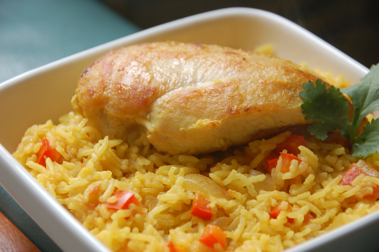 Reina del arroz con pollo