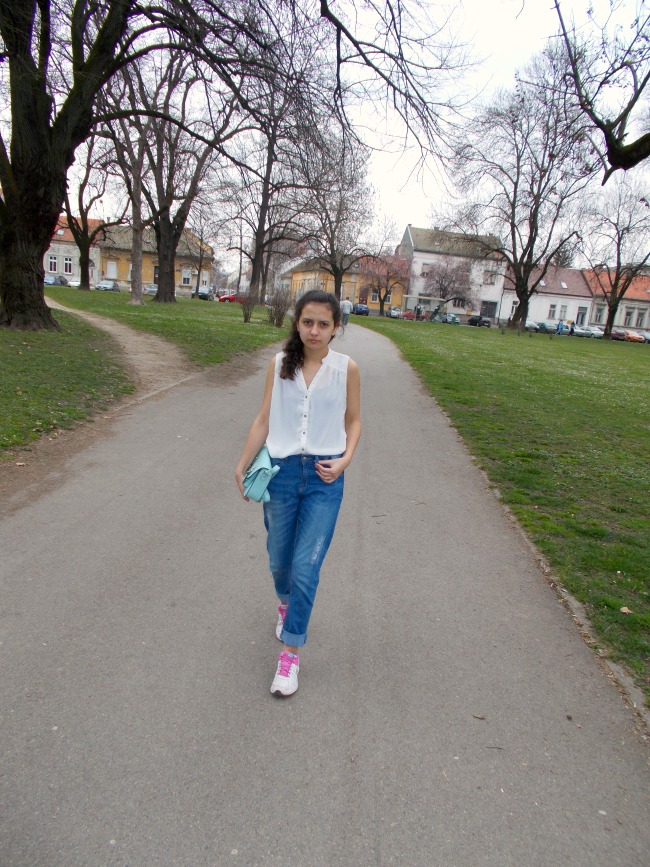 fashion with valentina,fashion with valentina blog,valentina batrac,fashion blogger valentina,teen fashion bloggers,fashion bloggers,fashion bloggers style,outfits with boyfriend jeans,white shirt and boyfriend jeans,croatian fashion bloggers,croatian fashion blogs,hrvatski fashion blogovi,outfits with white shirt,outfits with sneakers,casual outfits with sneakers,spring 2015 outfits,spring outfits