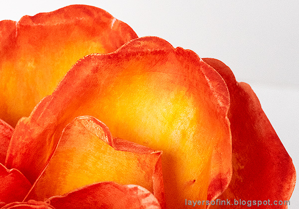 Layers of ink - Paper Rose in Geometric Vase Tutorial by Anna-Karin Evaldsson, with Sizzix dies by David Tutera and Lynda Kanase.