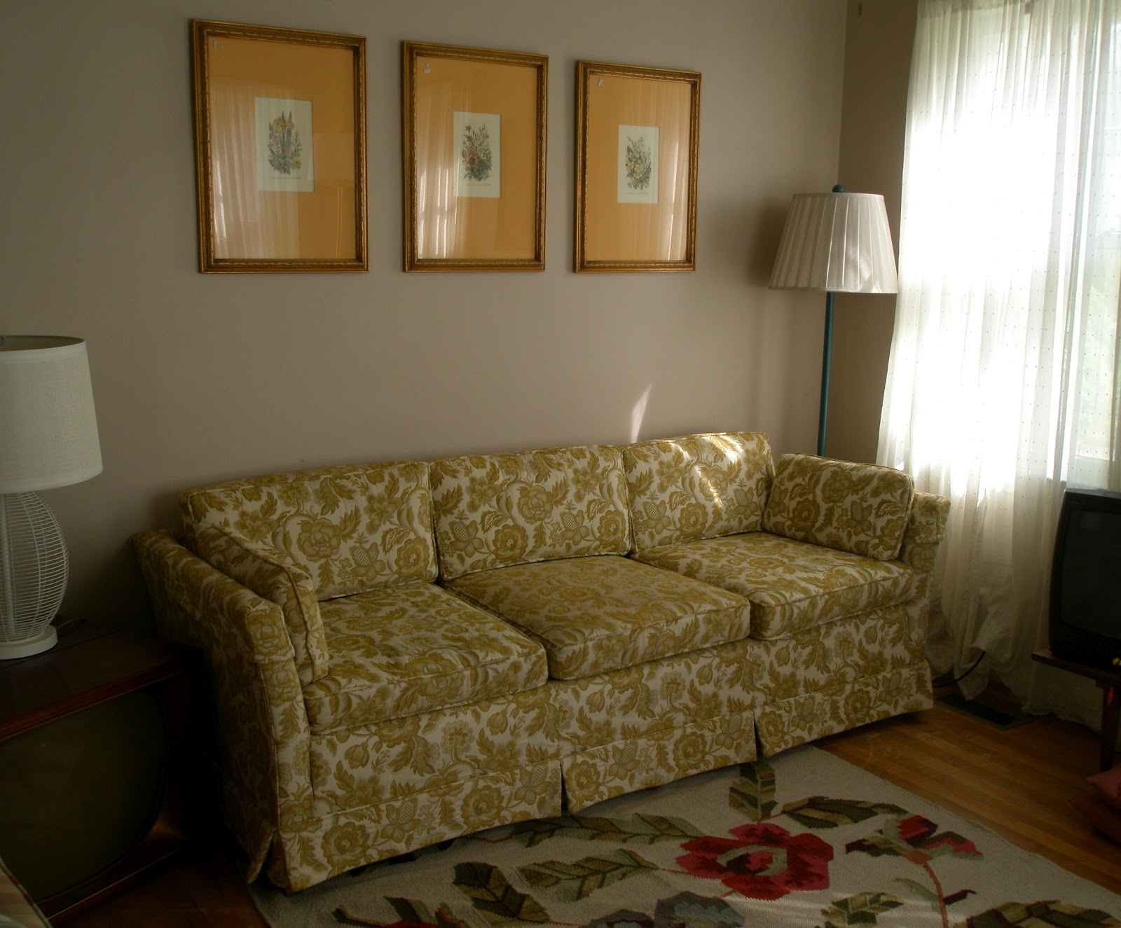 Building Something Good Change New Couch!