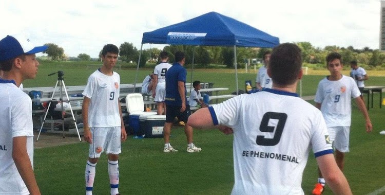 Ronaldo Fenômeno e Carlos Wizard levam a Ronaldo Academy para a América Central
