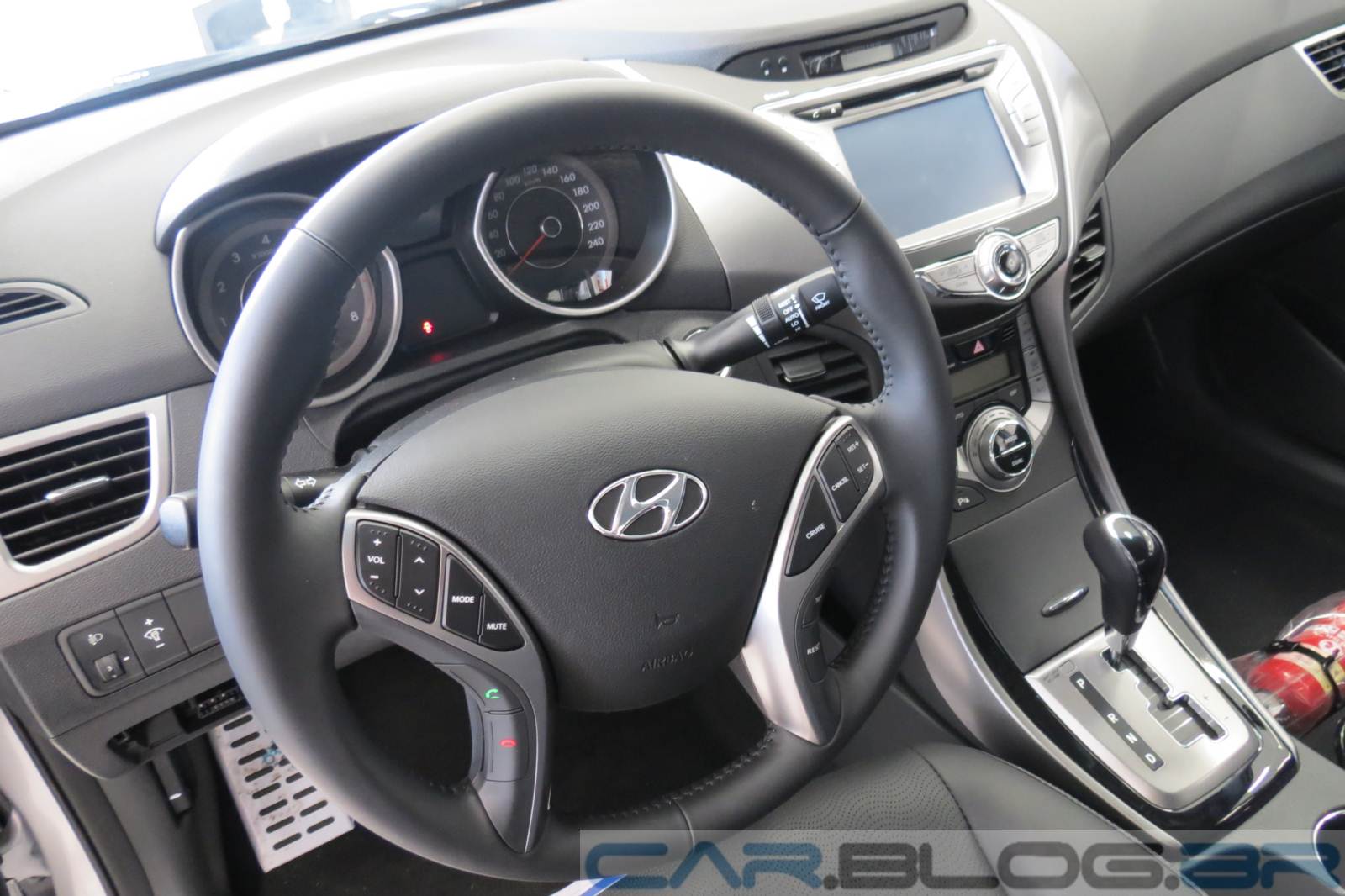 Hyundai Elantra 2014 preço, fotos e especificações
