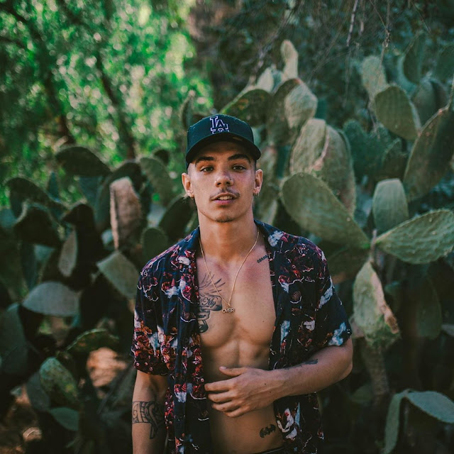 William Singe William Singe, up all night, single, itunes, free music download, r&b, r&b singer, r&b artist, new music friday, itunes, spotify