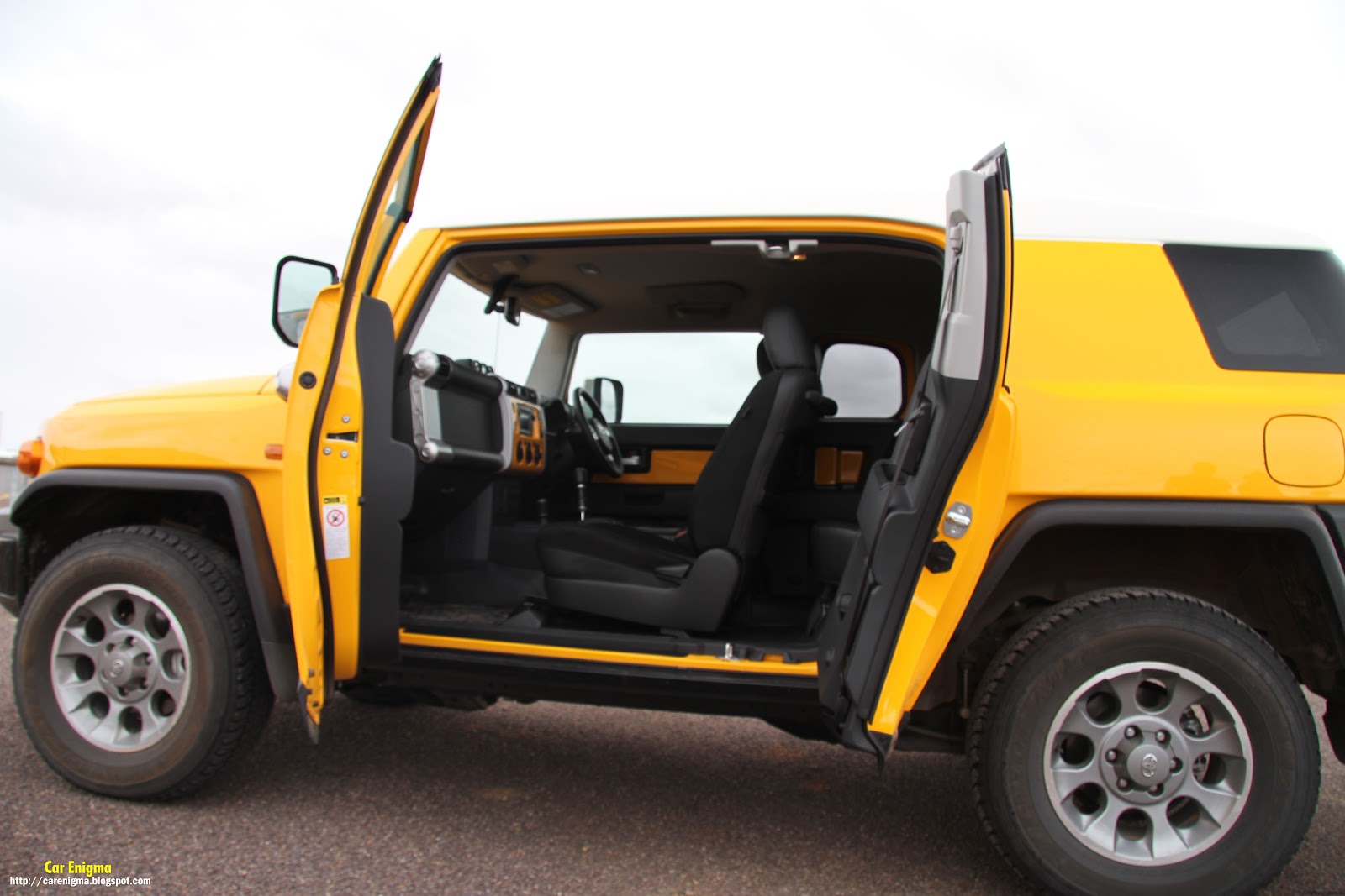 Toyota FJ Cruiser 2012