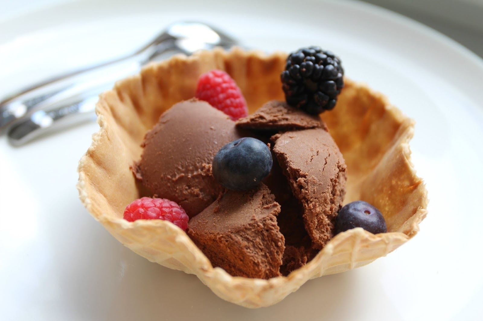 HOME OF HAPPY: SUMMER FOODCRUSH #2: VEGANES SCHOKOLADENEIS