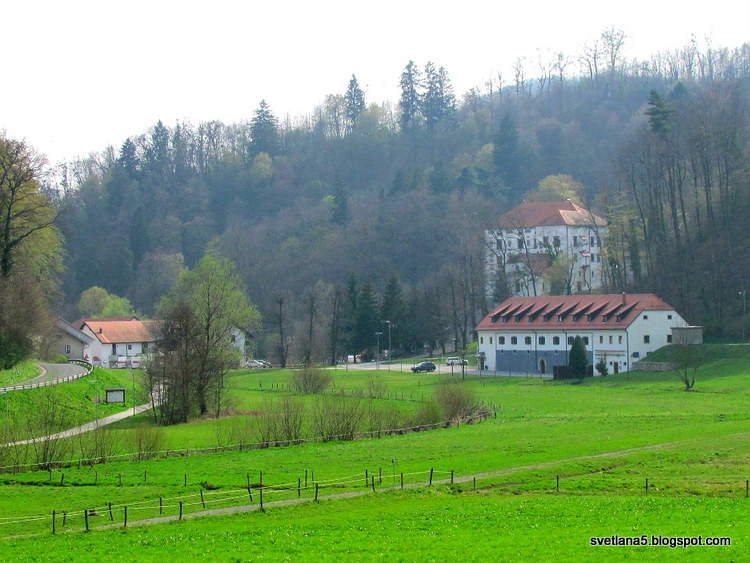 dvorec Strmol, Rogatec Slovenija