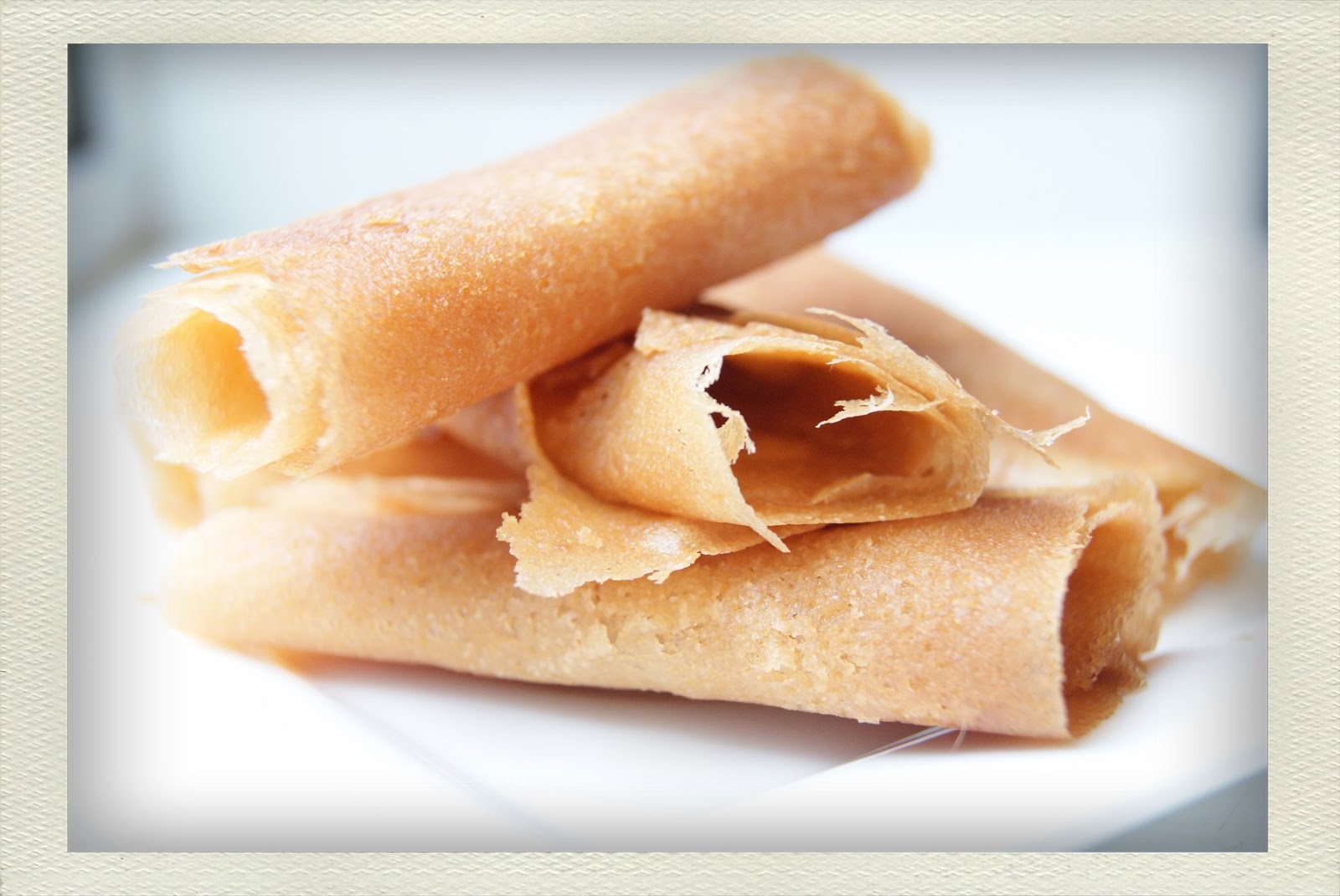 Little Miss Sweetie Crepe Dentelle