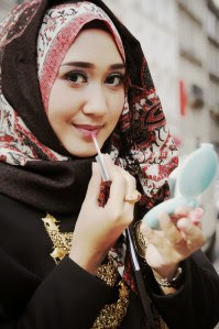 18 Gaya Inspirasi Hijab Ala Dian Pelangi Gaya Terpopuler Dan Terbaru 18 Gaya Inspirasi Hijab Ala Dian Pelangi Gaya Terpopuler Dan Terbaru