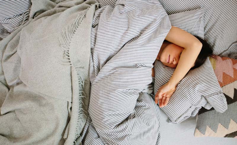 Can a Weighted Blanket Really Help Treat Anxiety and Insomnia?