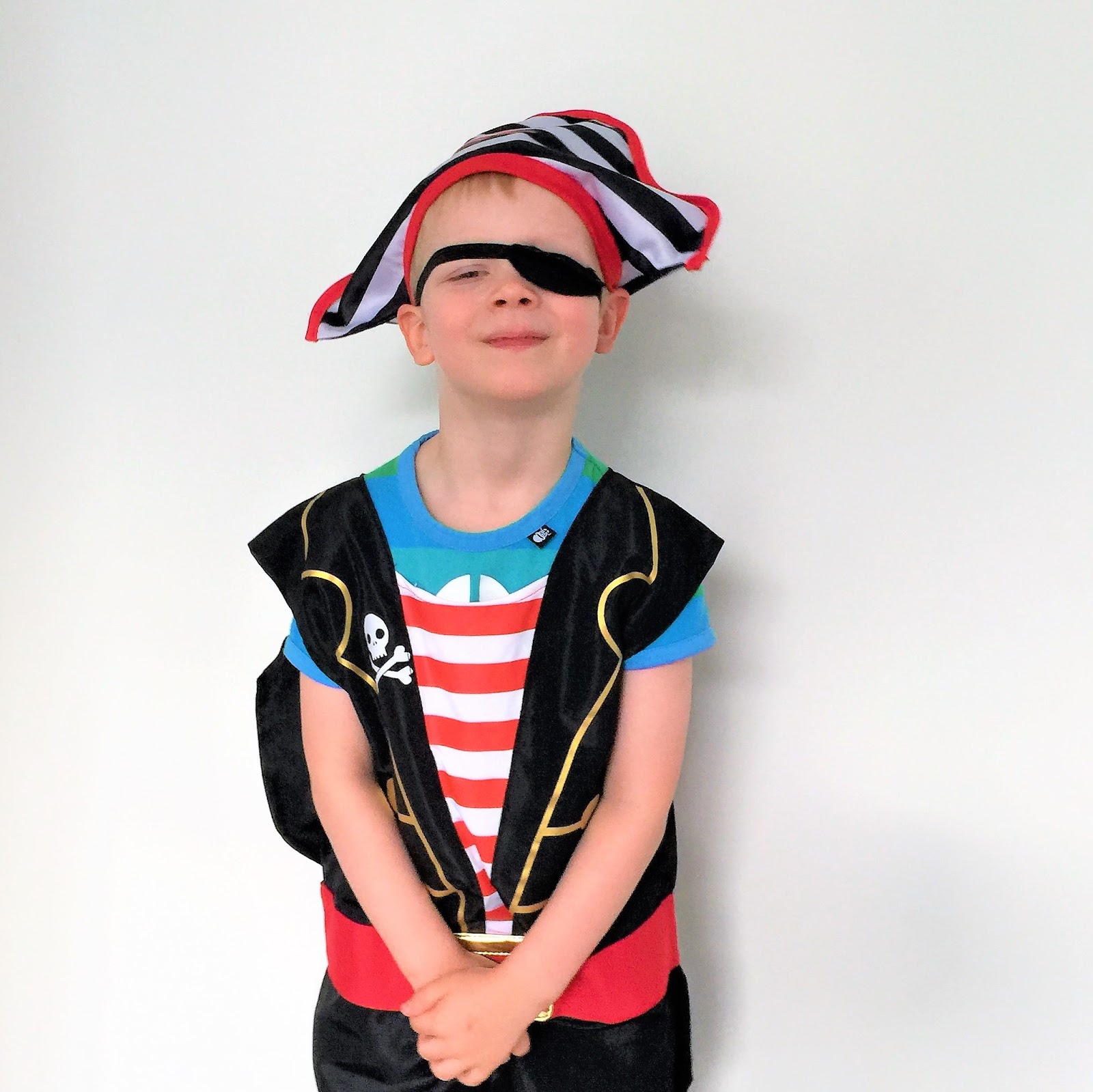 boys dress up chest