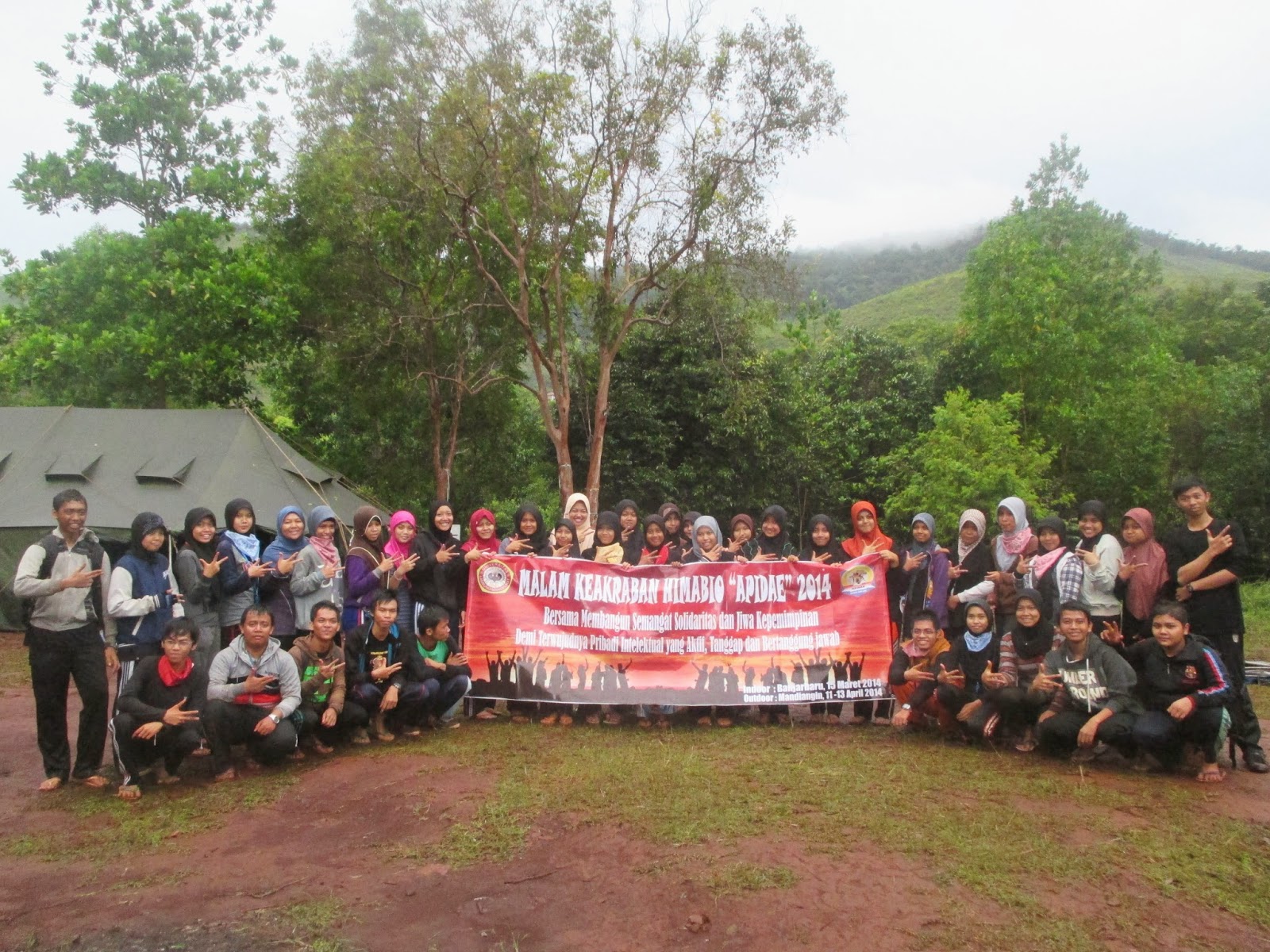 Foto Bersama Mahasiswa Biologi FMIPA Unlam Angkatan 2013 di Tahura Mandiangin