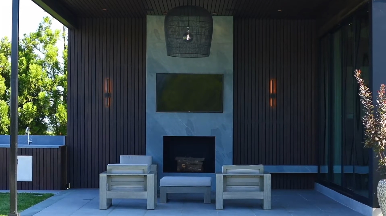 33 Photos vs. 989 Deerfield Rd, Water Mill, NY vs. Luxury Home Interior Design Tour