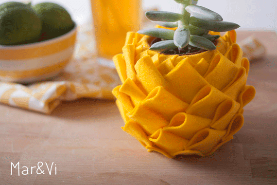 como hacer un macetero con forma de piña