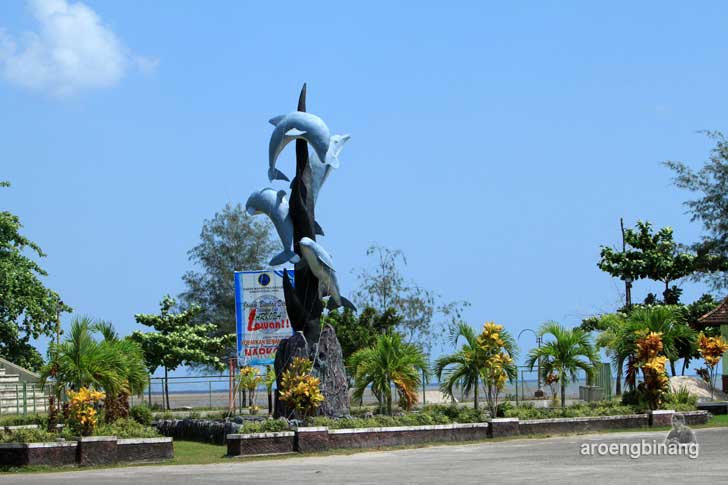pantai tanjung pendam belitung