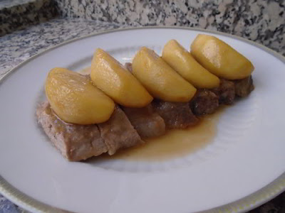 Secreto de cerdo ibérico con salsa de manzana