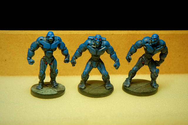 Three boomers ready to wreck MegaTokyo Three Bubblegum Crisis Boomer models painted