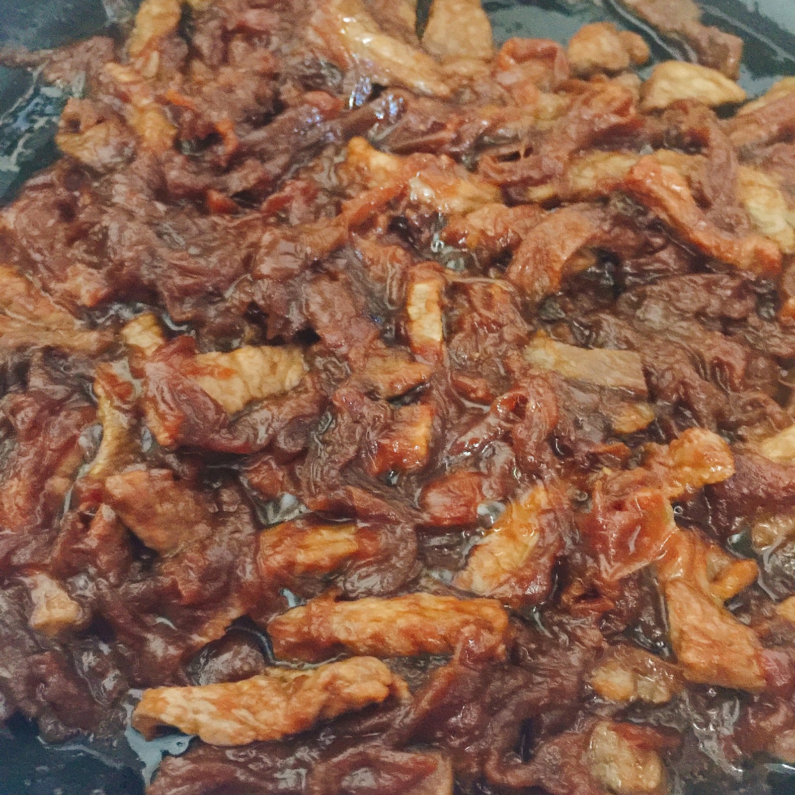 Quinoa al Pimentón con Sofrito de Cebolla y Ternera