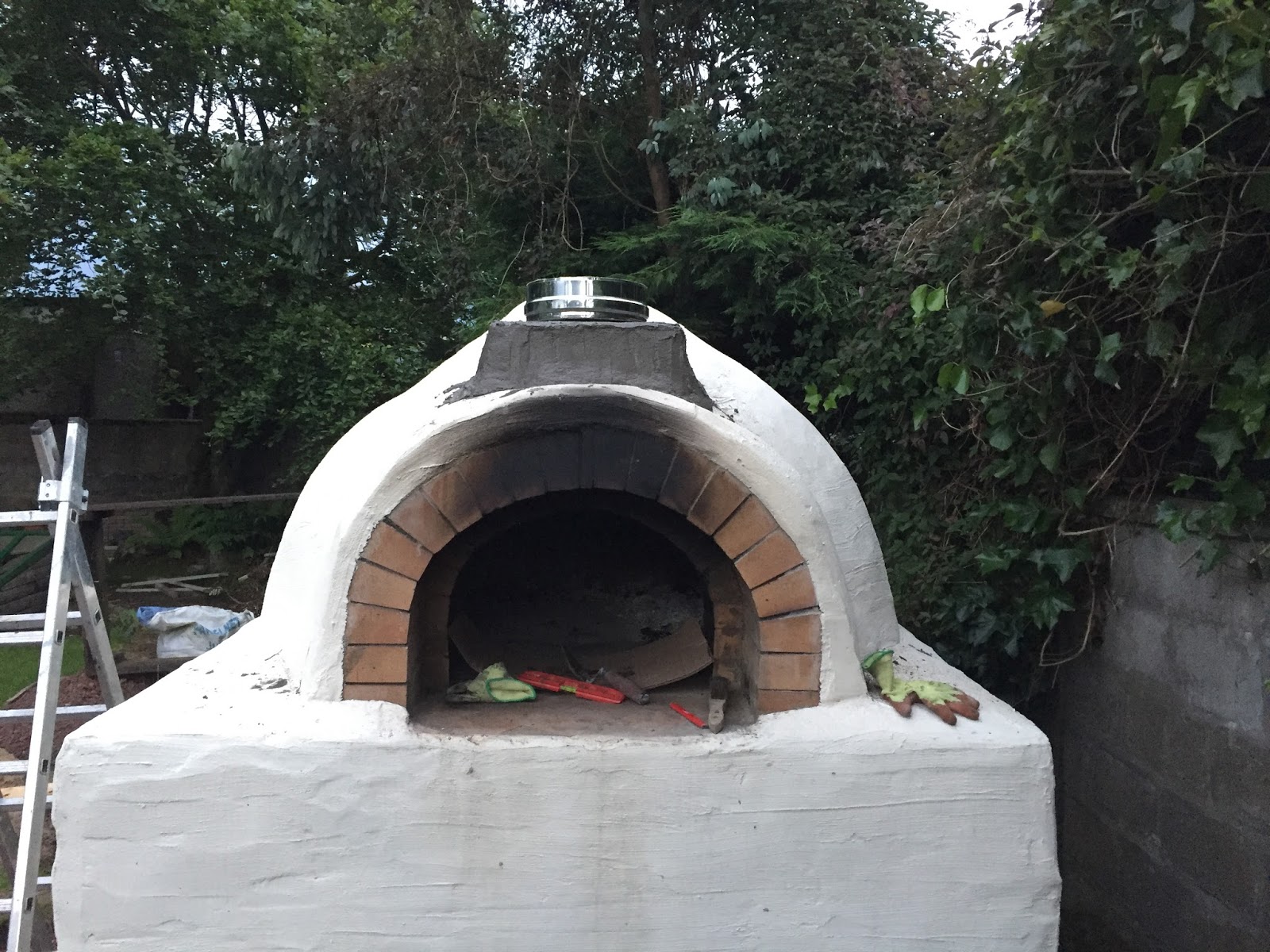 My Pizza Oven in Sunny Aberdeen Fitting a flue